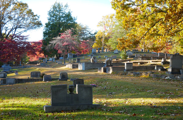 Scenic view of Tryon Cemetery in fall