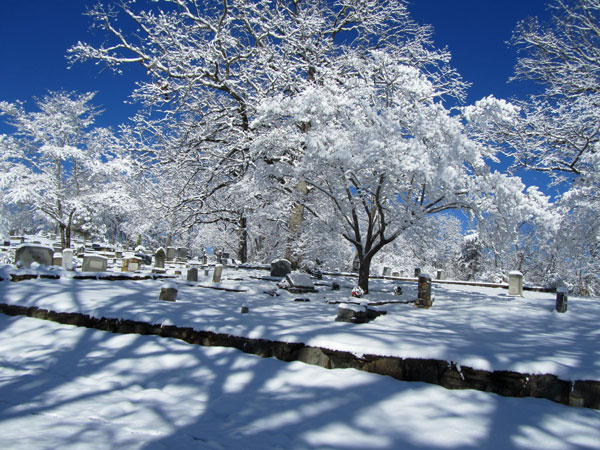 Snow day at Tryon Cemetery