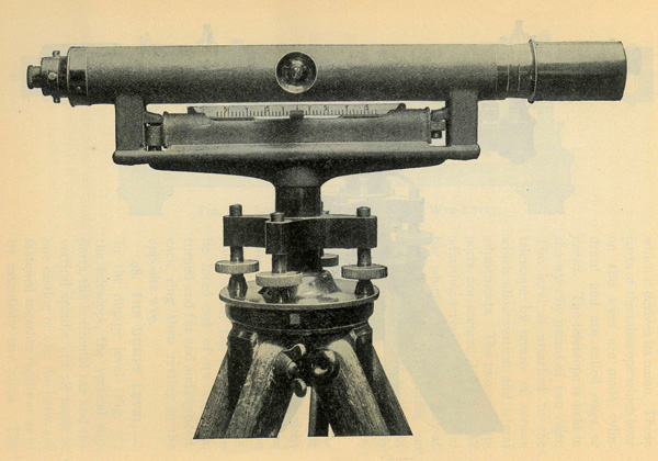 1905 Dumpy level